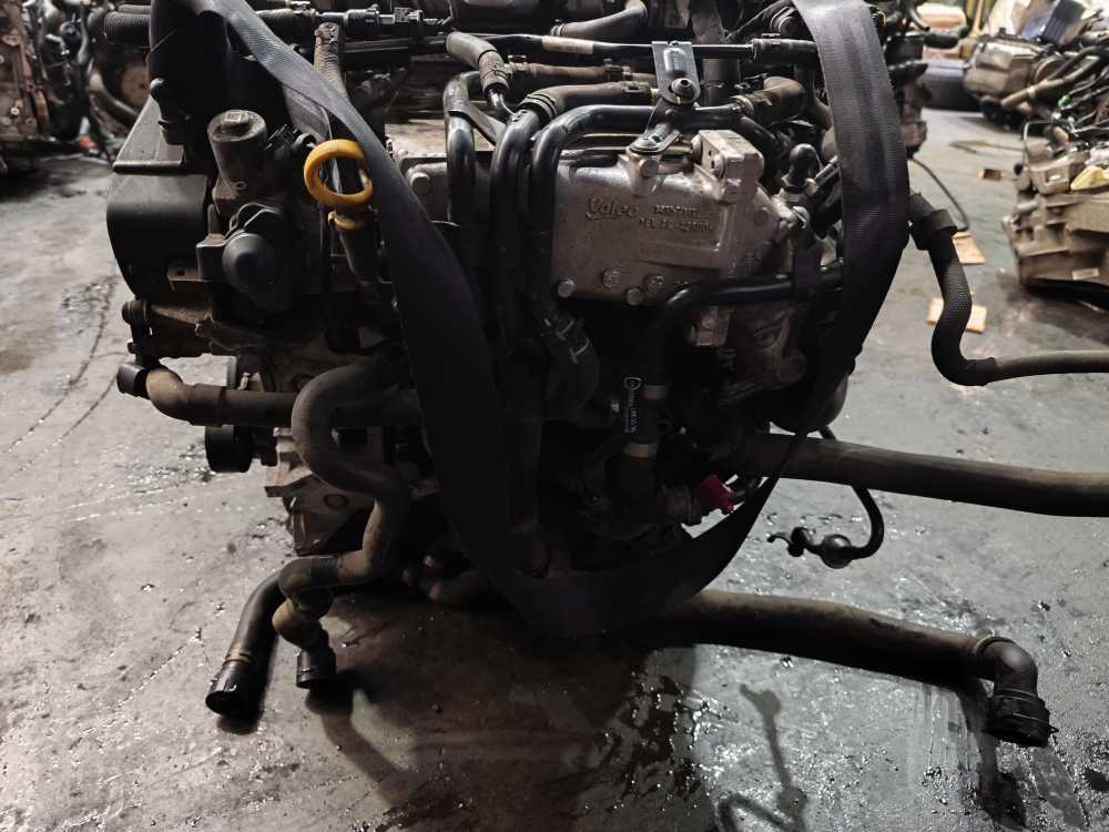 MOTEUR  VW/AUDI/SEAT/SKODA 1.6TDI CODE: DDYA - Vue 2